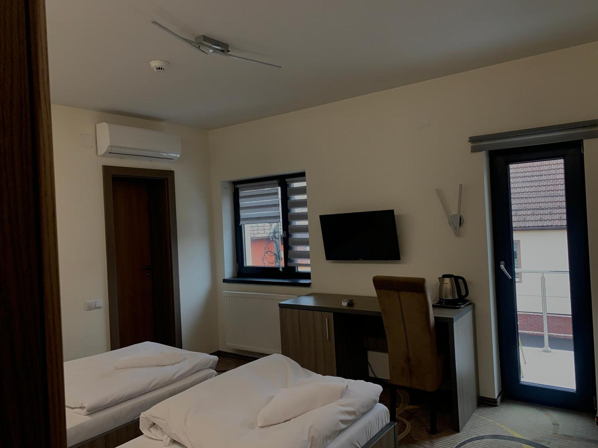 Stella Di Monte Hotel ซีบิว ภายนอก รูปภาพ