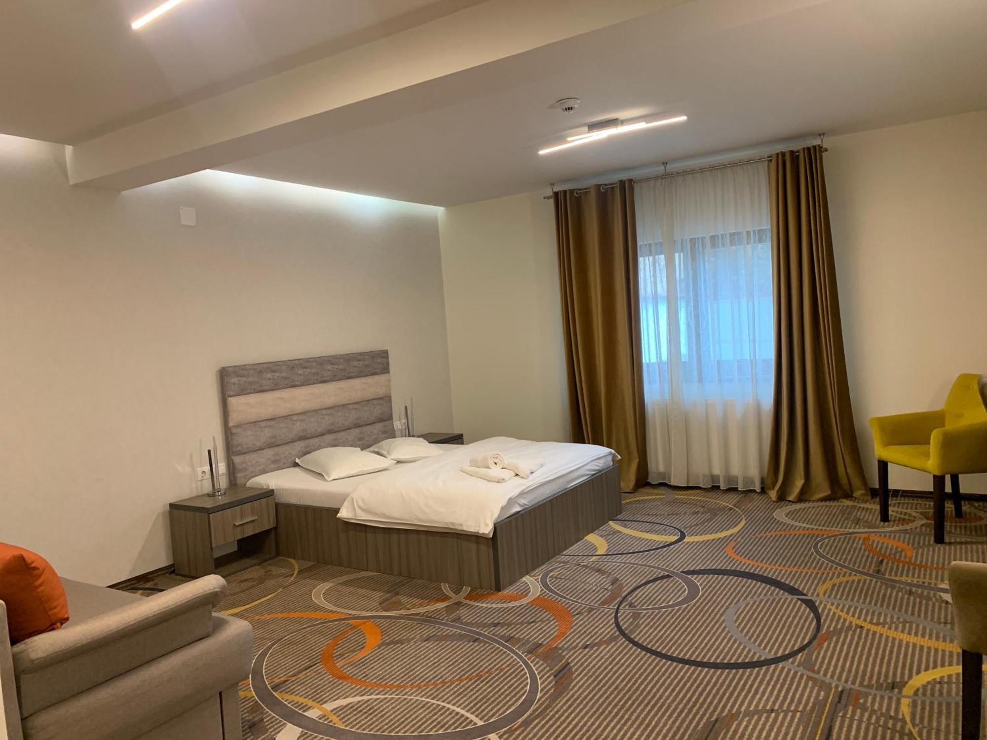 Stella Di Monte Hotel ซีบิว ภายนอก รูปภาพ